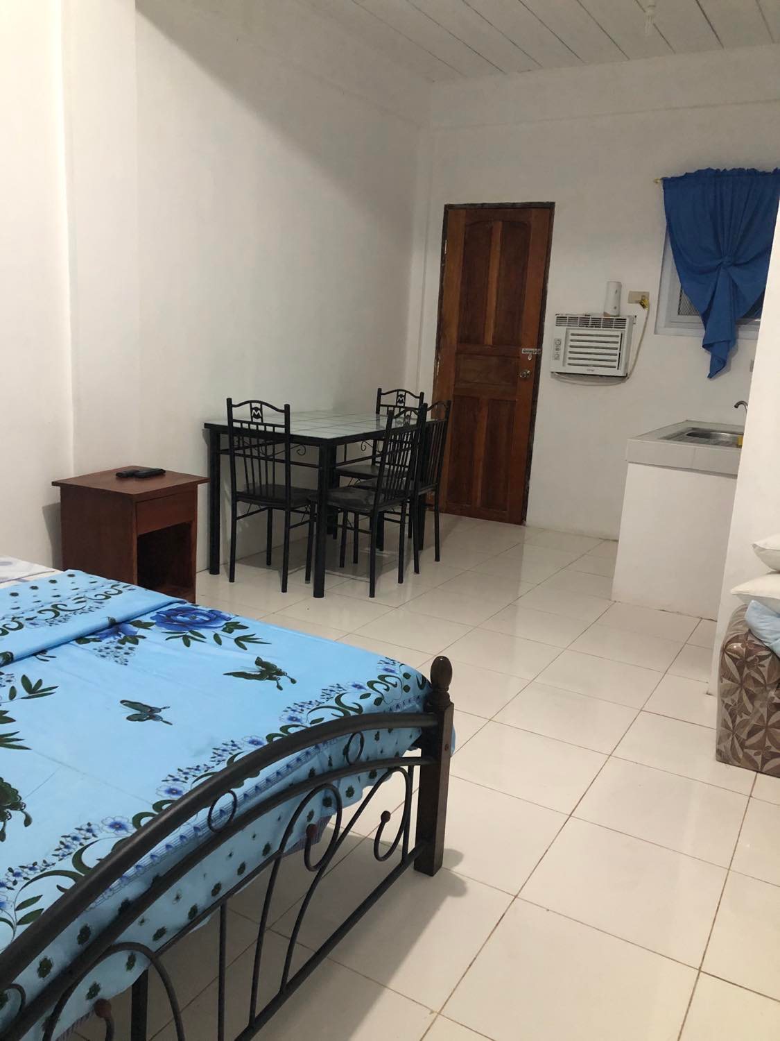 Premium Single Room Suite F
